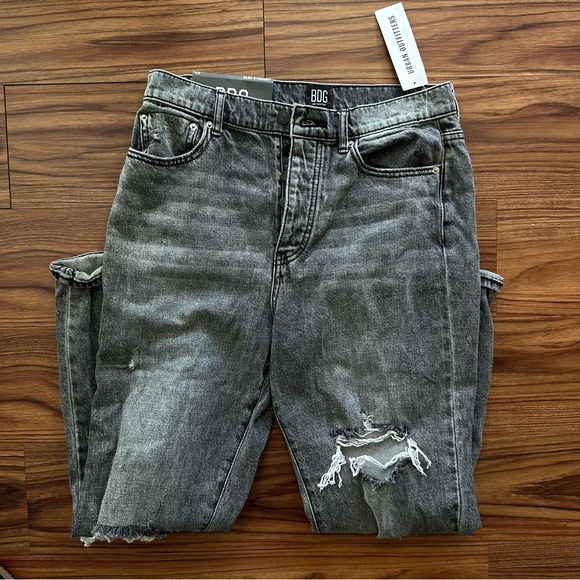 NWT BDG Slim Straight Jeans Size 29 Grey Distressed - Picture 11 of 15